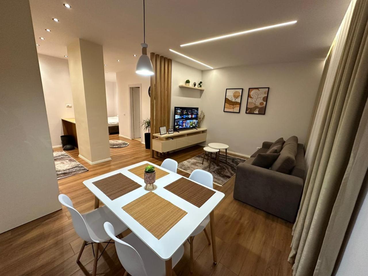 Fa Apartments At City Center 02 Tirana Eksteriør billede